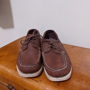 SOLD! Eastland 10.5 Loafers